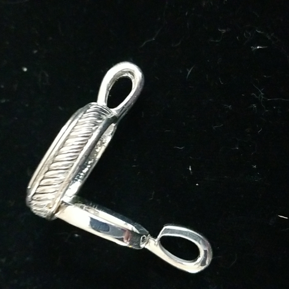 Pendant - Picture 3 of 4